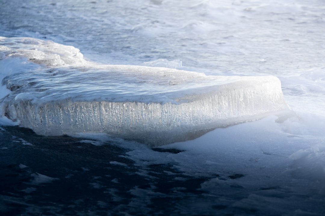 تفسير رؤية الفظ في المنام: دلالات ابن سيرين والمنظور الإسلامي والنفسي